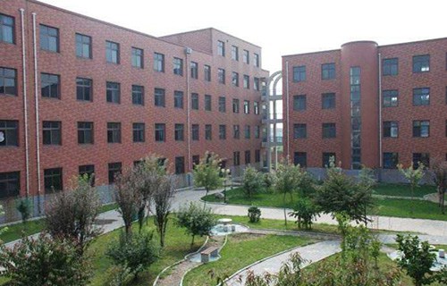 丽江市交通职业技术学校图片