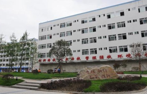 徐州华宇专修学院图片