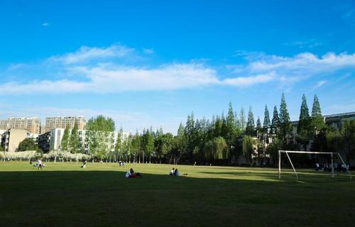 温州里仁科技职业学校图片