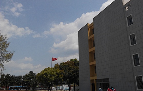 江苏新闻出版学校图片