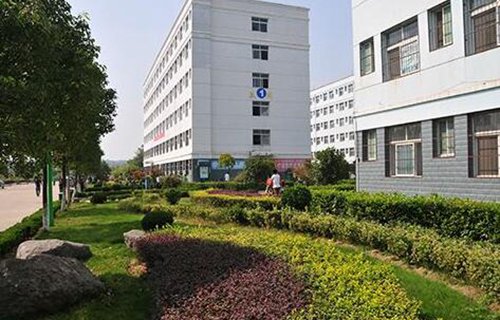 柳州地区经济管理干部学校图片