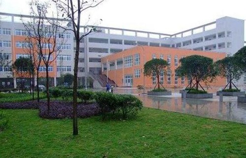普洱哈尼族彝族自治县职业中学