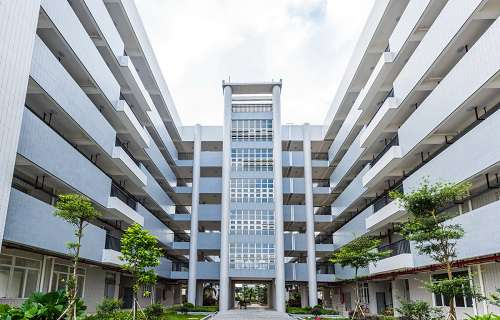 广州市财经职业学校图片