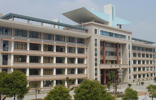 安康市工业学校图片