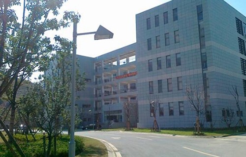 湖州中等卫生专业学校图片