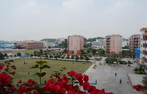 柳州市经济贸易中等职业技术学校