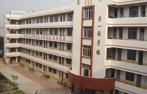 柳州财经学校图片