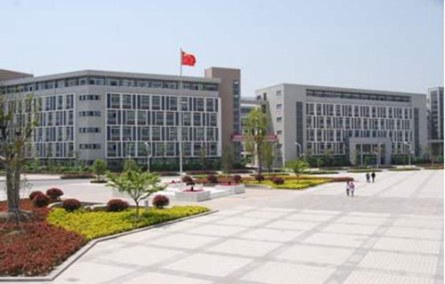 盐城高级职业学校图片
