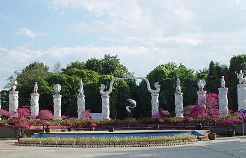 西双版纳职业技术学校图片