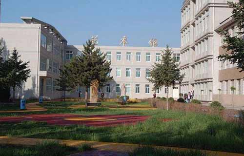 定西交通技工学校图片