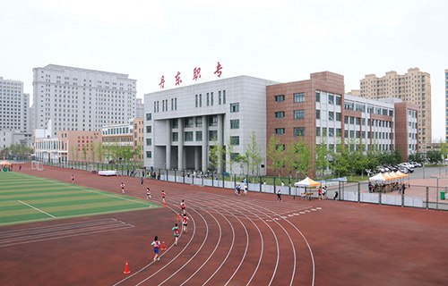 丹东市民族中等职业技术专业学校图片