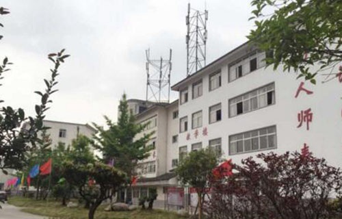 柳州地区技工学校图片