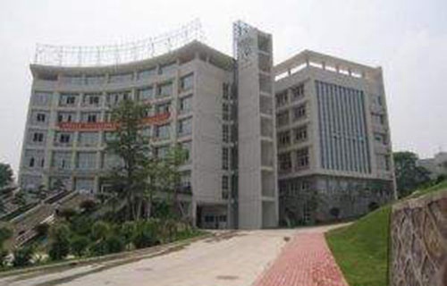 柳州钢铁集团公司高级技工学校（广西钢铁技师学院）图片