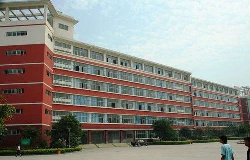 柳州商贸技工学校图片