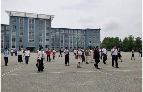 烟台南山职业技术学校图片