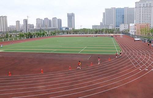 大庆市商业技工学校图片