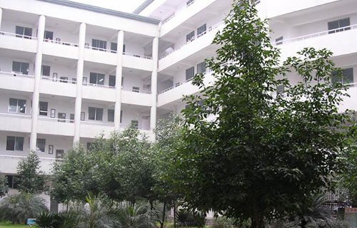 弥勒县农村机械化技术学校图片