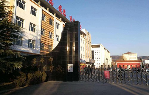 肇州县职业教育中心学校图片