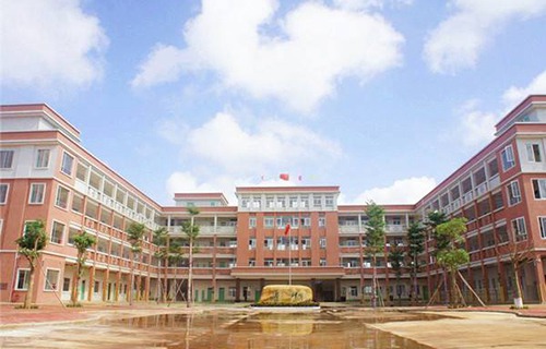 烟台市福山区技工学校图片