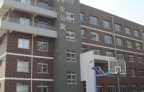 新疆兵团技工学校图片