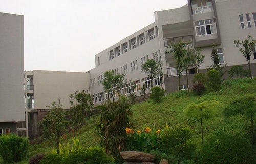 安康市德林职业学校图片