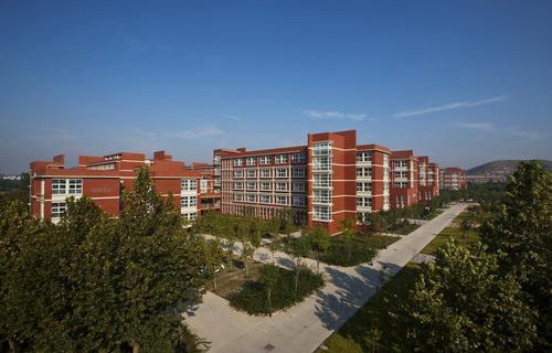 原平市英才中学(职教班)图片