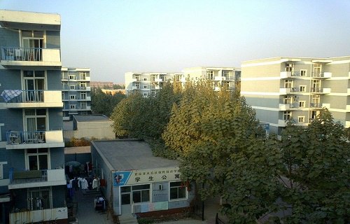 北京北大方正软件技术学院图片