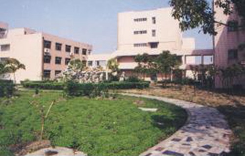 开远铁路分局个旧职业高级中学图片