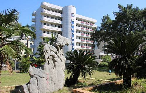 个旧市商业学校图片