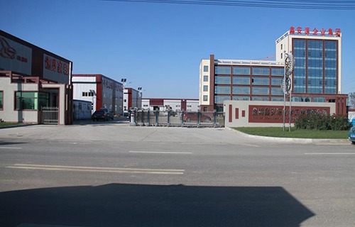 盘锦市石油化工技工学校图片