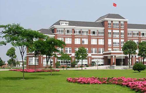 新疆维吾尔自治区电力学校图片