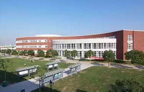 新疆维吾尔自治区电力学校图片