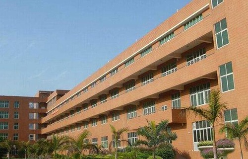 云锡建安职业技术学校图片