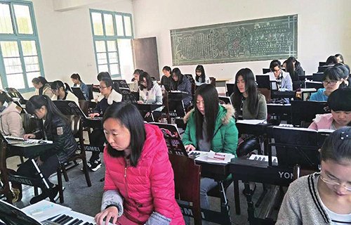 江苏泰兴技工学校图片