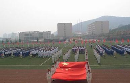 南京华东信息工程技工学校图片