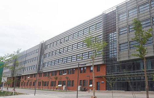 辽河石油勘探局运输公司技工学校图片