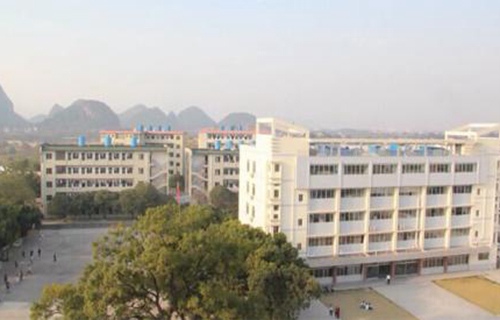 红河州商业技工学校图片