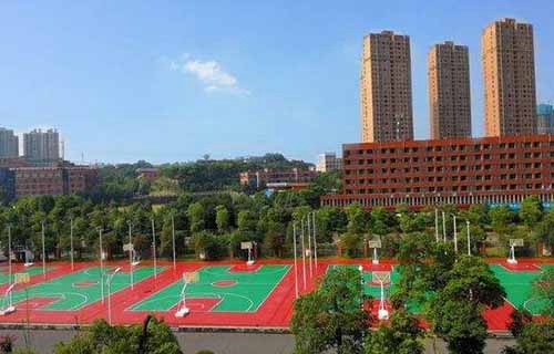辽河石油勘探局运输公司技工职业学校图片