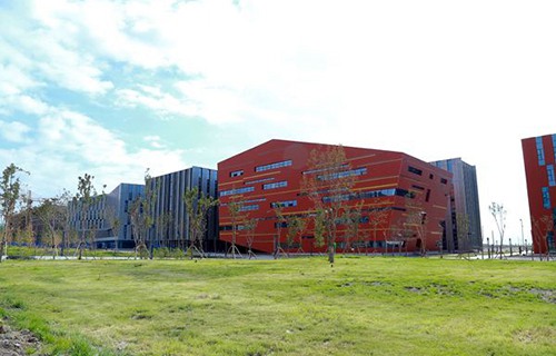 新疆水力水电技工学校图片
