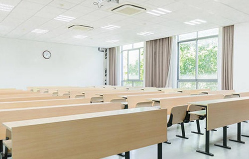 新疆维吾尔自治区供销学校图片
