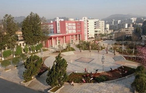 云南省监狱管理局第一技工学校图片