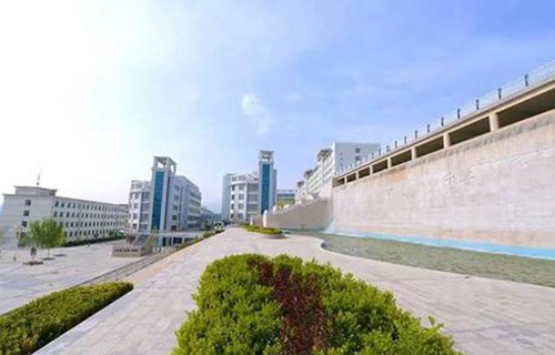 临夏州民族学校图片