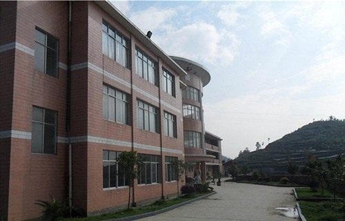 安达市卫生学校图片