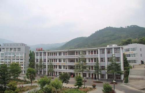 岳西县高级职业中学图片