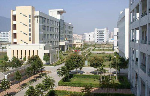 富宁县科学技术培训校