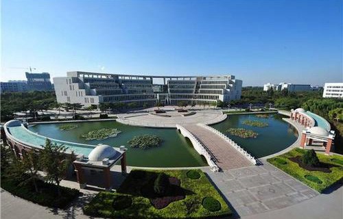 海伦市农业机械化学校图片