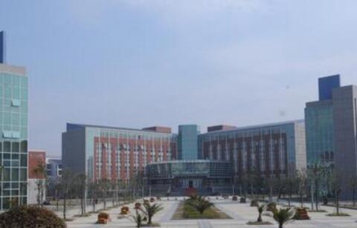 江苏华瑞技工学校图片