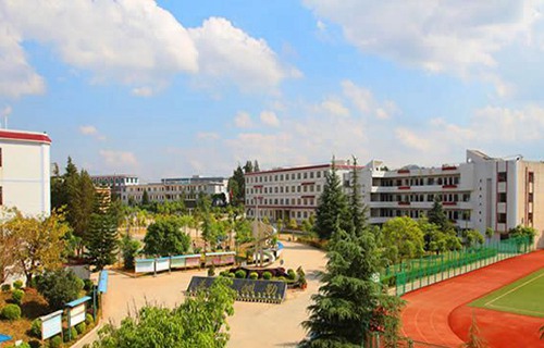 砚山县民族职业高级中学图片