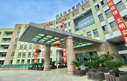 曹杨职业技术学校图片