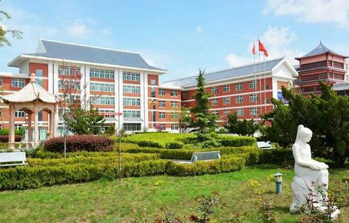 平凉理工中等专业学校图片